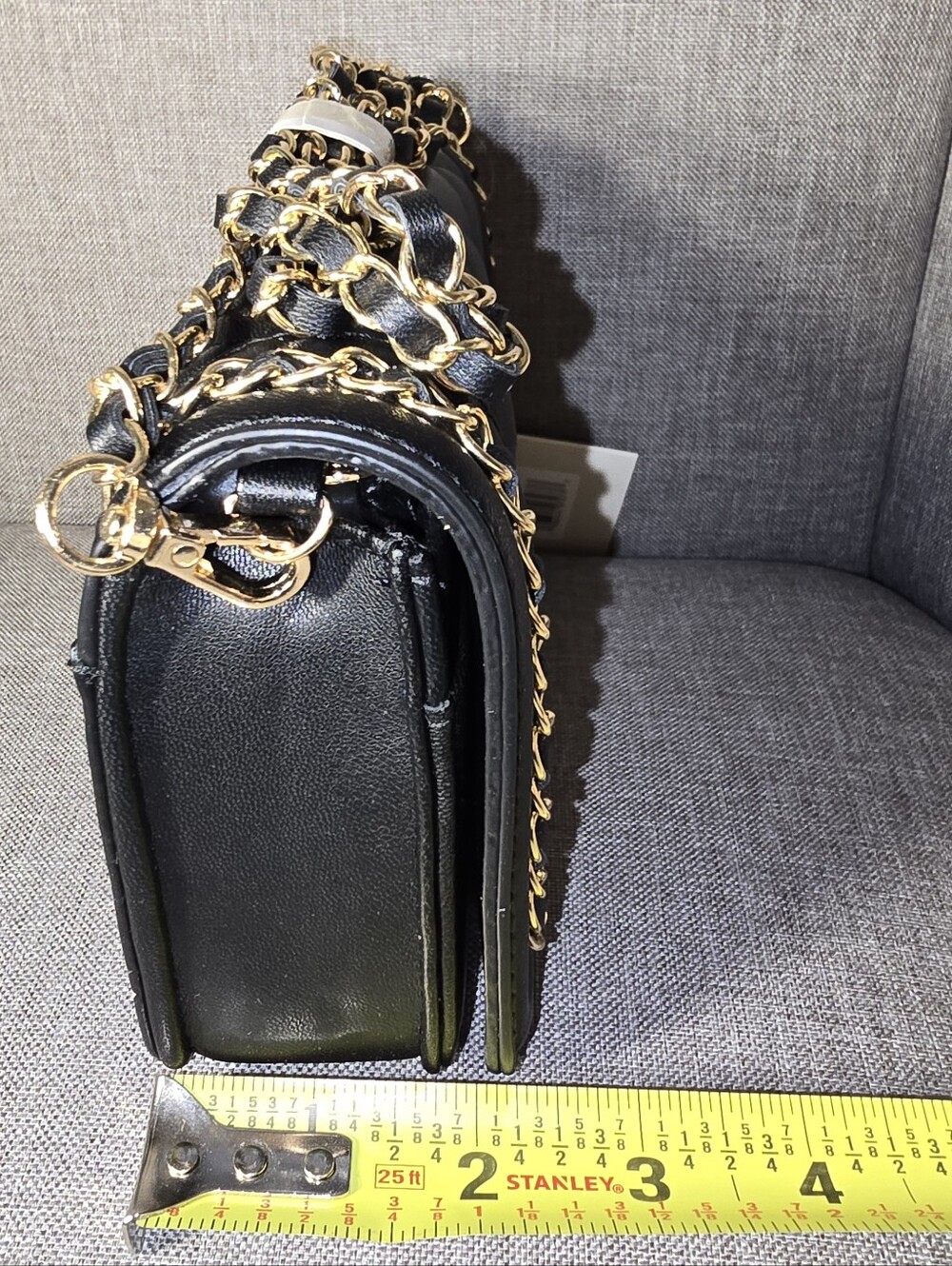 Elegant Black Quilted Chain Bag - Picture 14 of 16